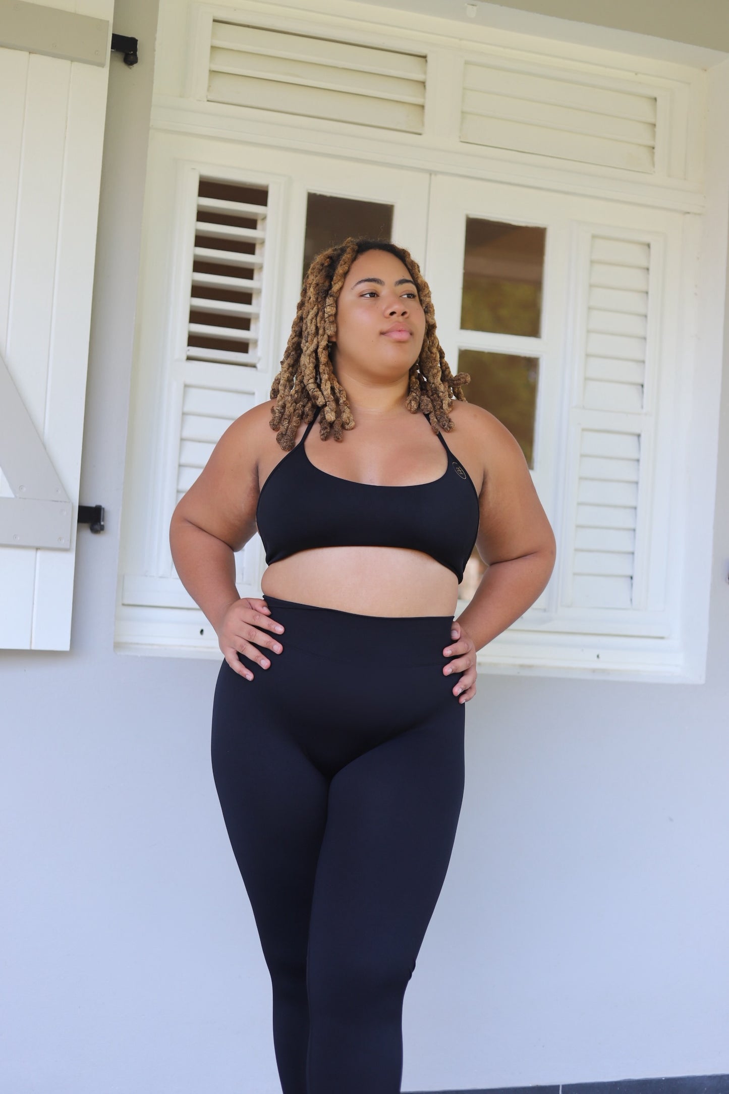 ENSEMBLE « AUSTRIA » PANTALON Noir